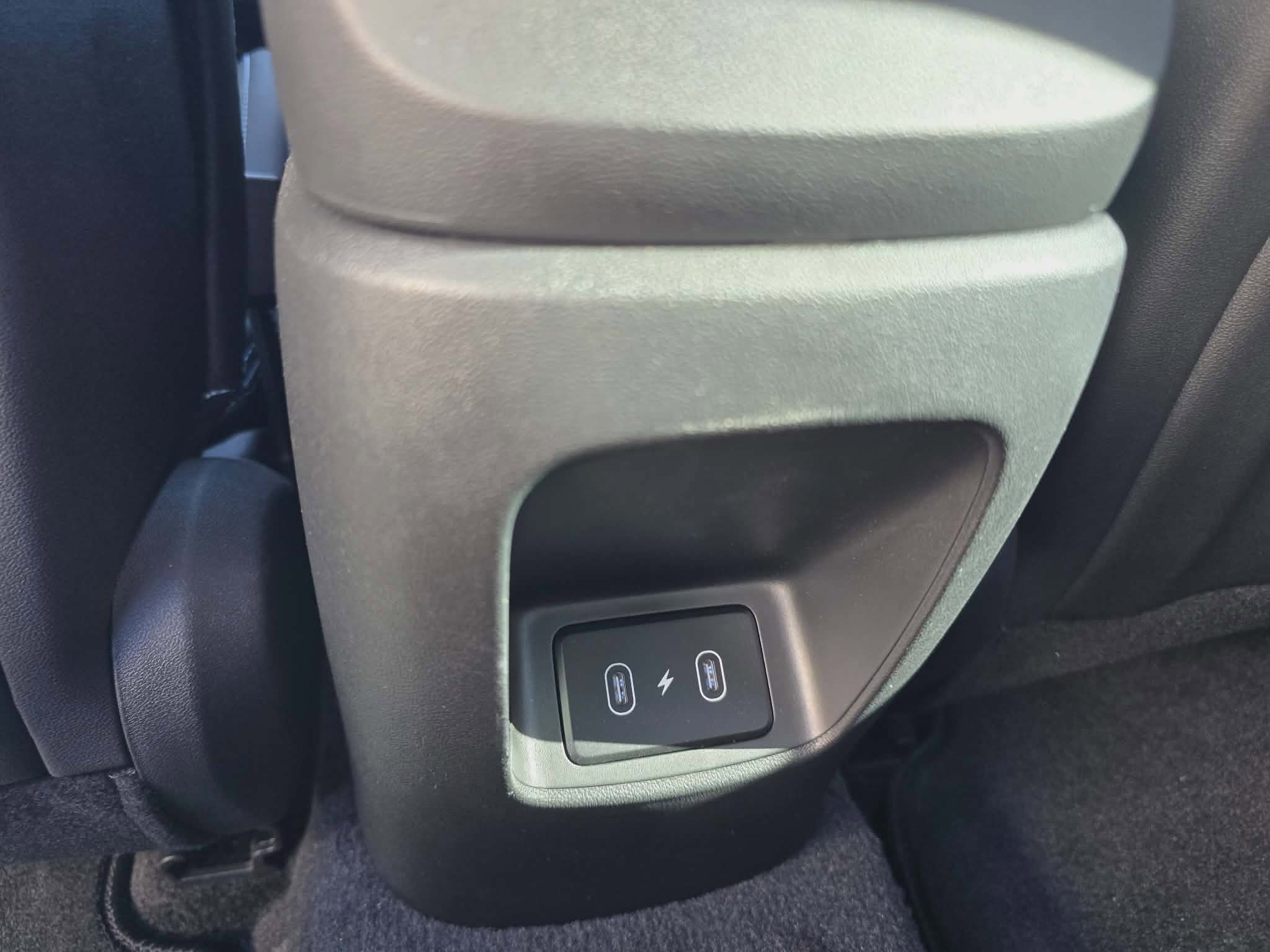 Used 2025 Hyundai Elantra N Base image 15