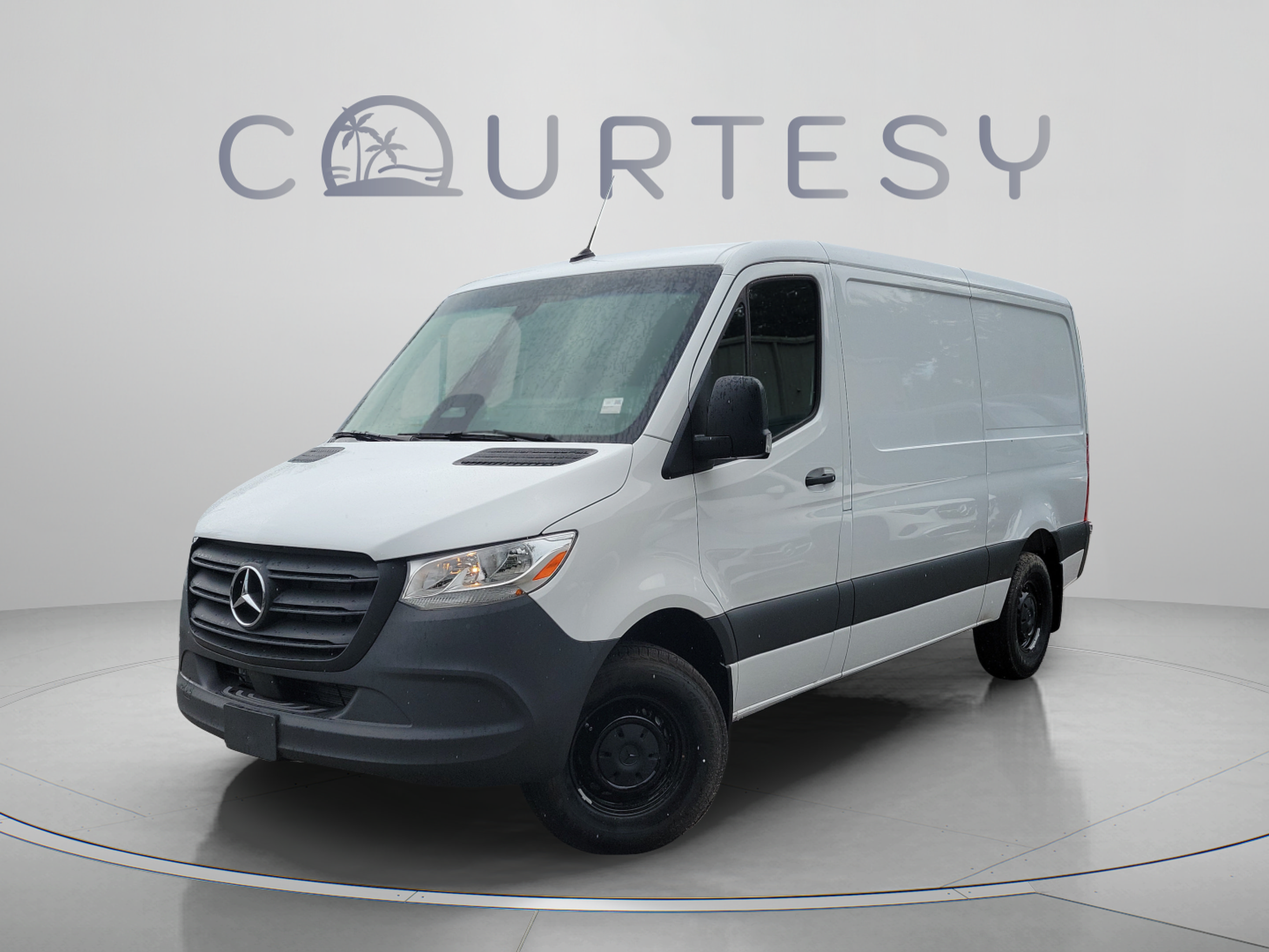 New 2025 Mercedes-Benz Sprinter 2500 image 1