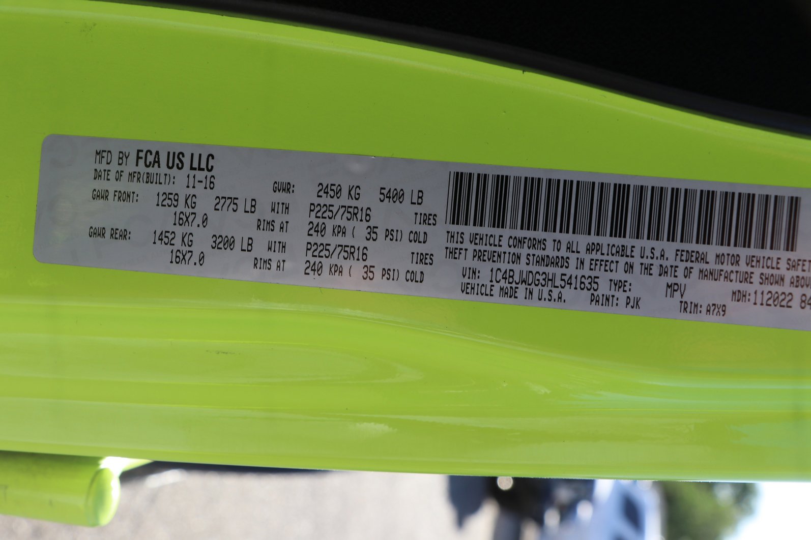 Used 2017 Jeep Wrangler Unlimited Sport w/ Connectivity Group image 30