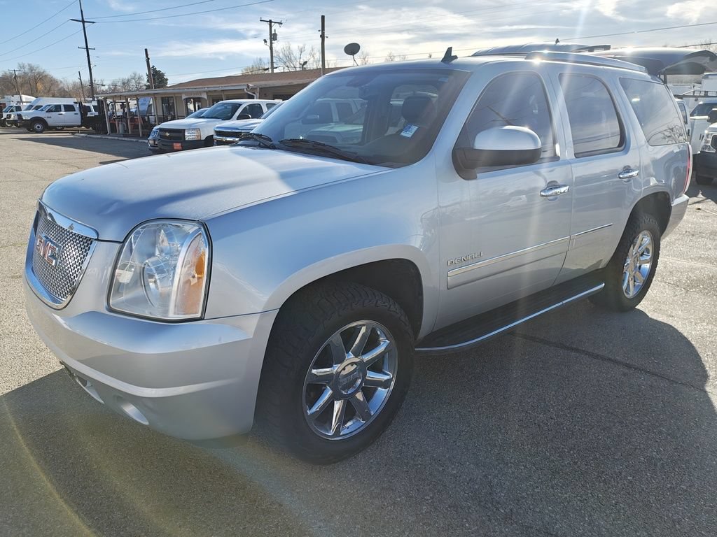 Used 2014 GMC Yukon Denali AWD/4WD image 18