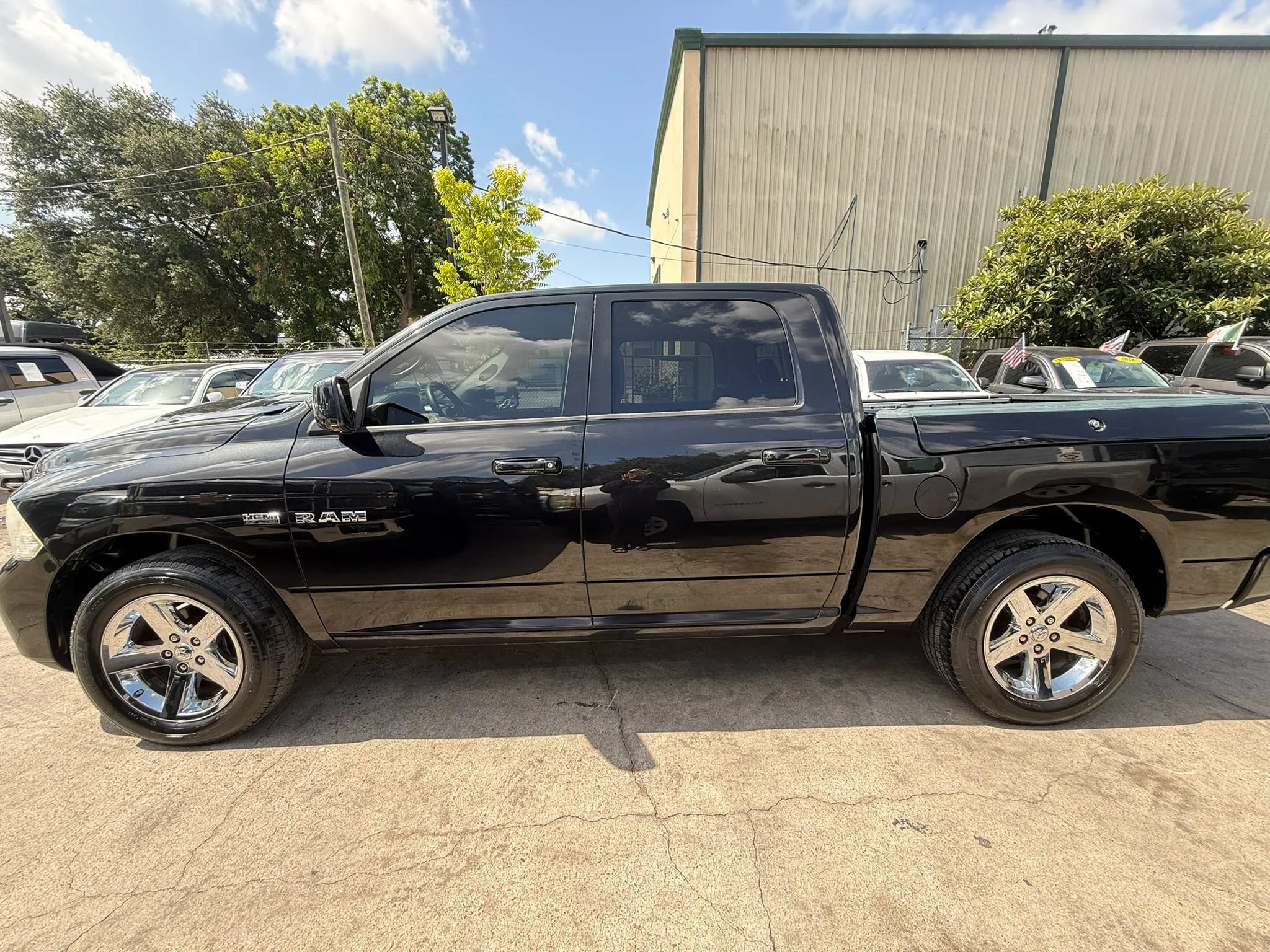 Used 2009 Dodge Ram 1500 Truck Sport RWD image 4