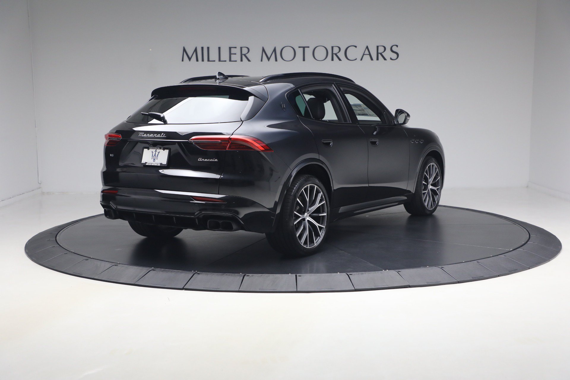 Certified 2023 Maserati Grecale Modena AWD/4WD image 7
