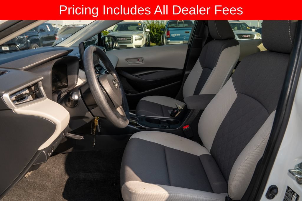 Used 2026 Toyota Corolla LE FWD image 9