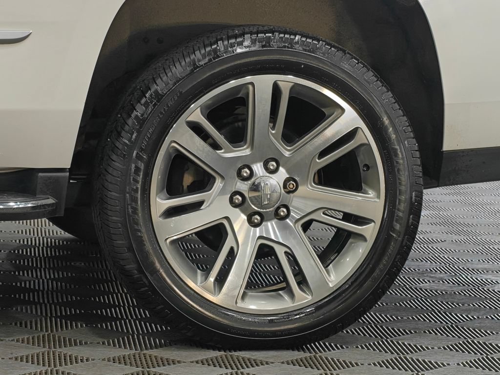 Used 2019 Cadillac Escalade Luxury AWD/4WD image 65