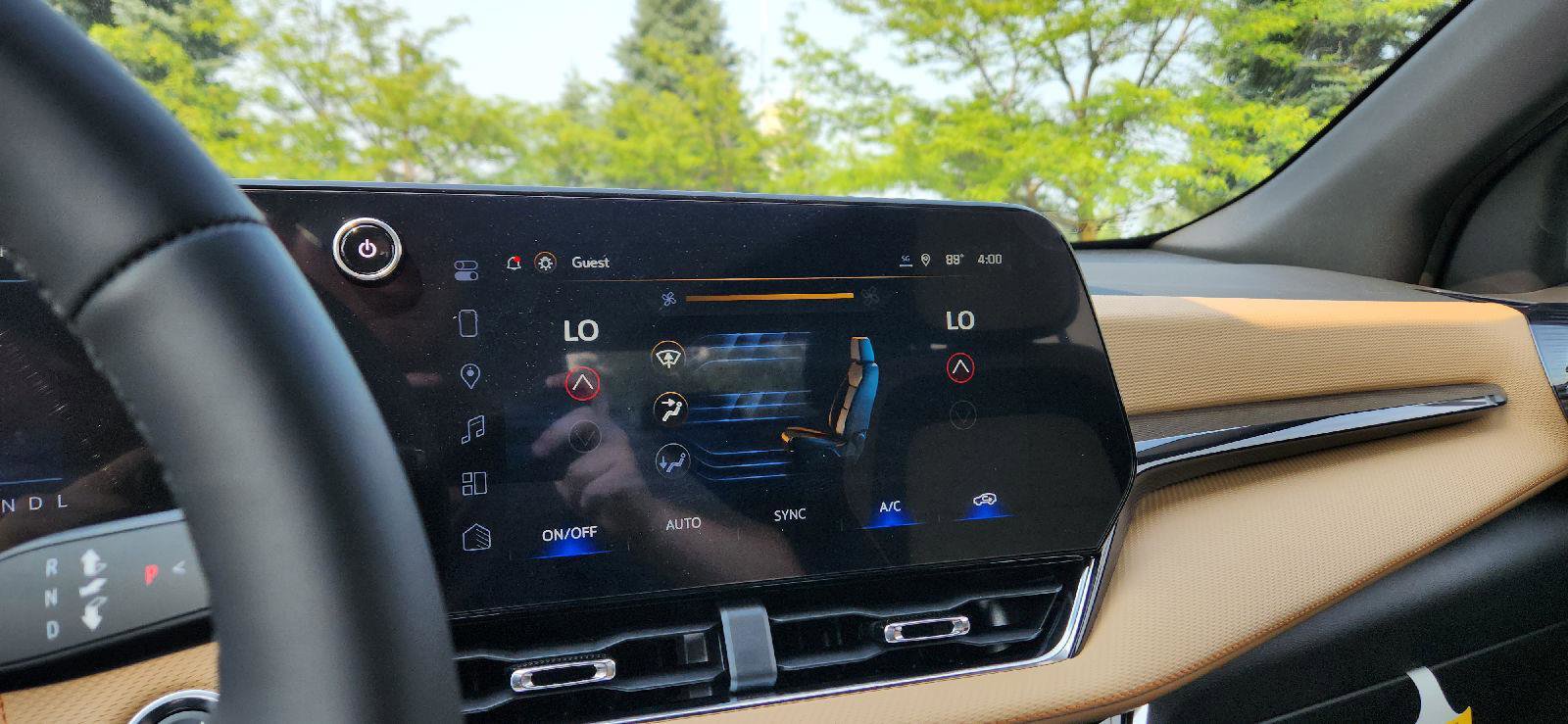 New 2026 Chevrolet Equinox ACTIV w/ Safety and Technology Package image 19