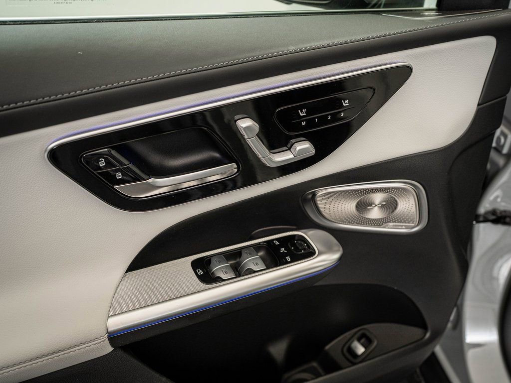 New 2026 Mercedes-Benz GLC 300 4MATIC image 24