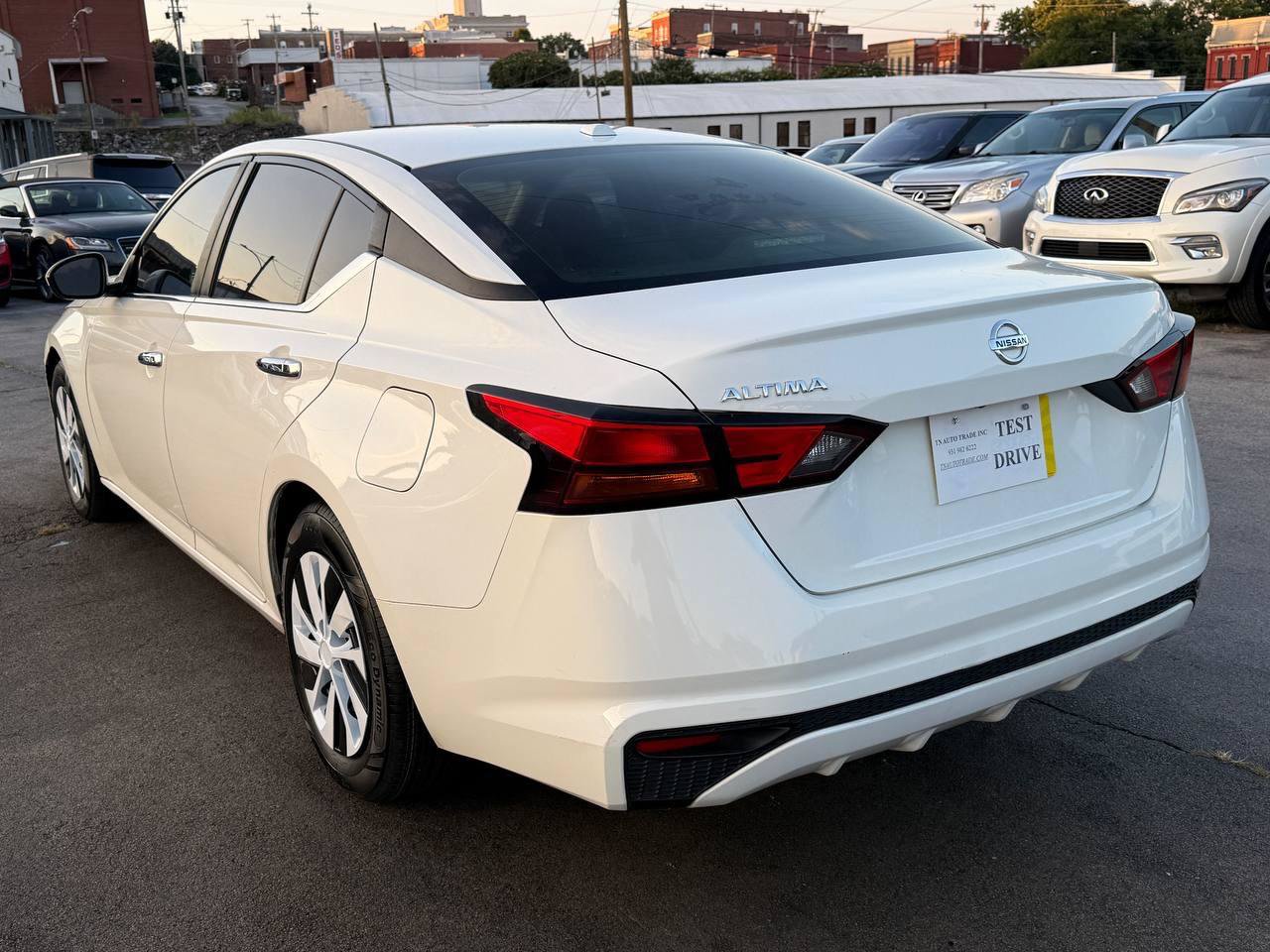 Used 2019 Nissan Altima 2.5 S FWD image 8