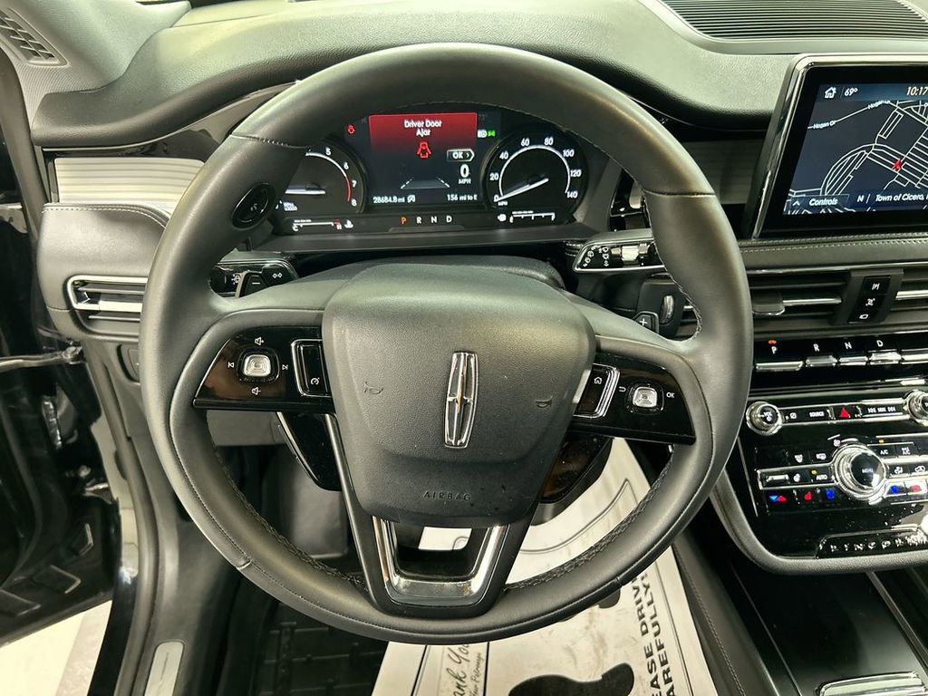 Used 2022 Lincoln Corsair AWD w/ Equipment Group 101A image 4