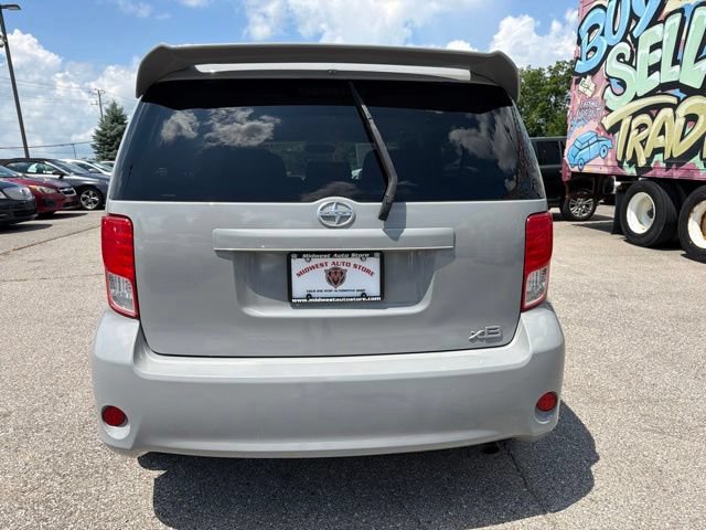Used 2012 Scion xB FWD image 5