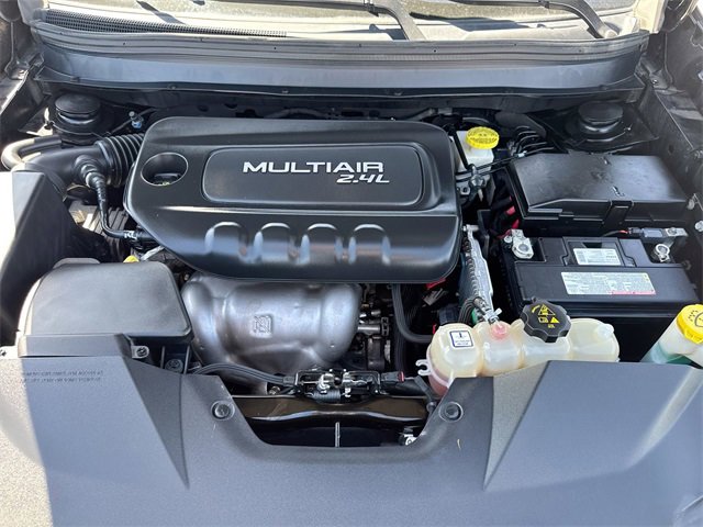 Used 2019 Jeep Cherokee Latitude w/ Popular Appearance Group image 22