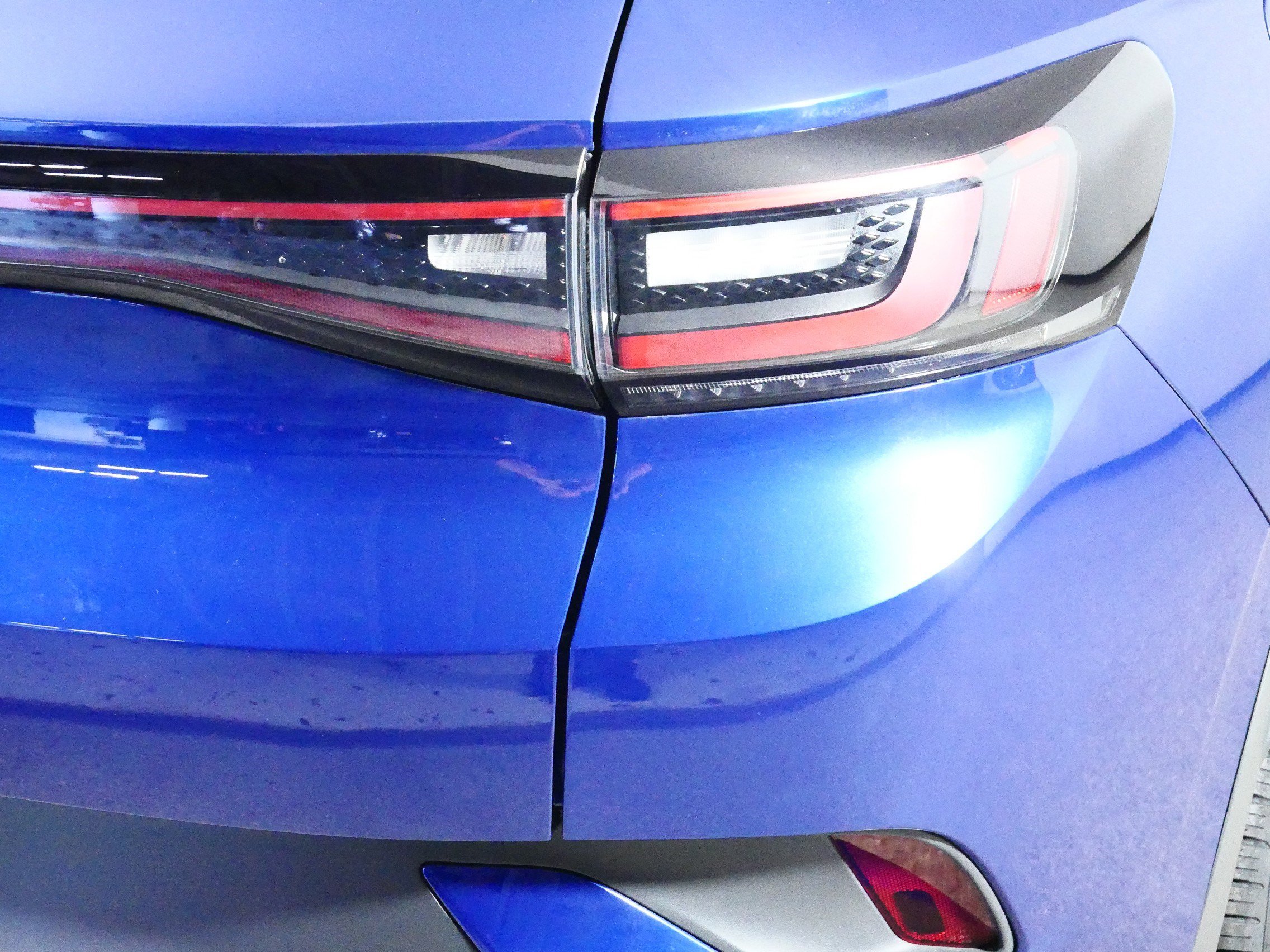 Used 2022 Volkswagen ID.4 Pro S AWD/4WD image 17