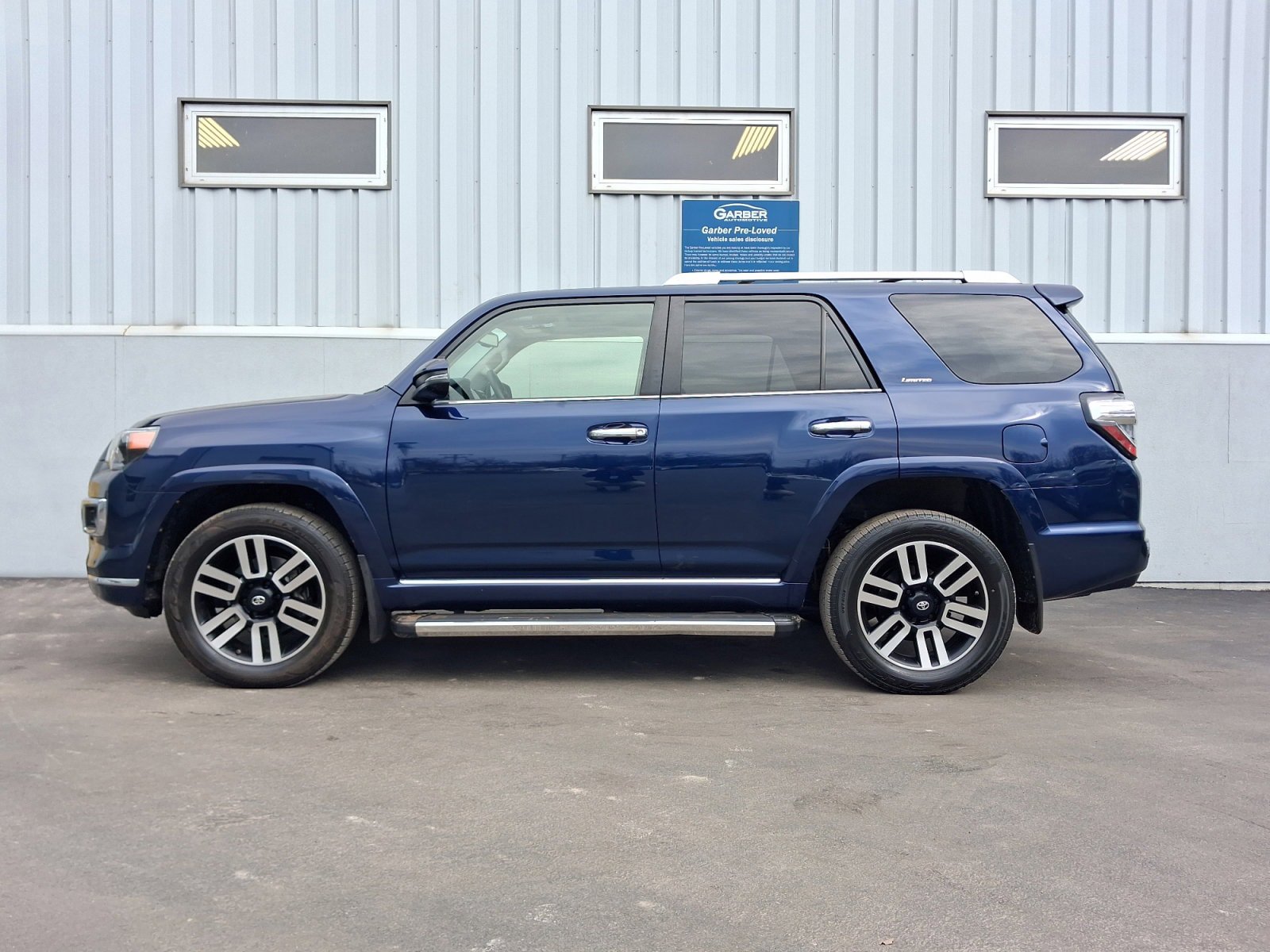 Used 2020 Toyota 4Runner Limited AWD/4WD image 2