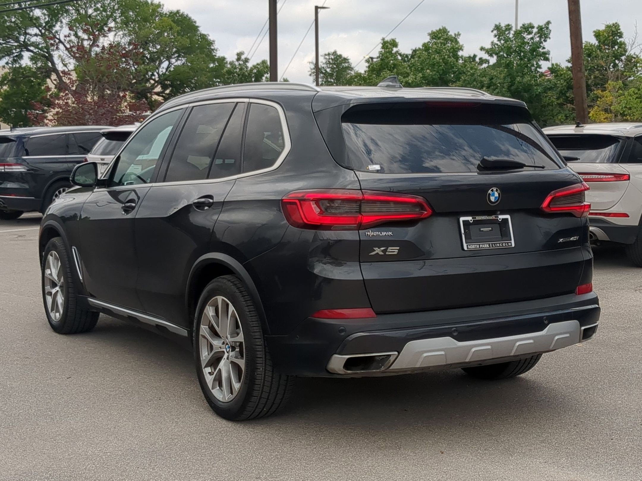 Used 2020 BMW X5 xDrive40i w/ Executive Package AWD/4WD image 5