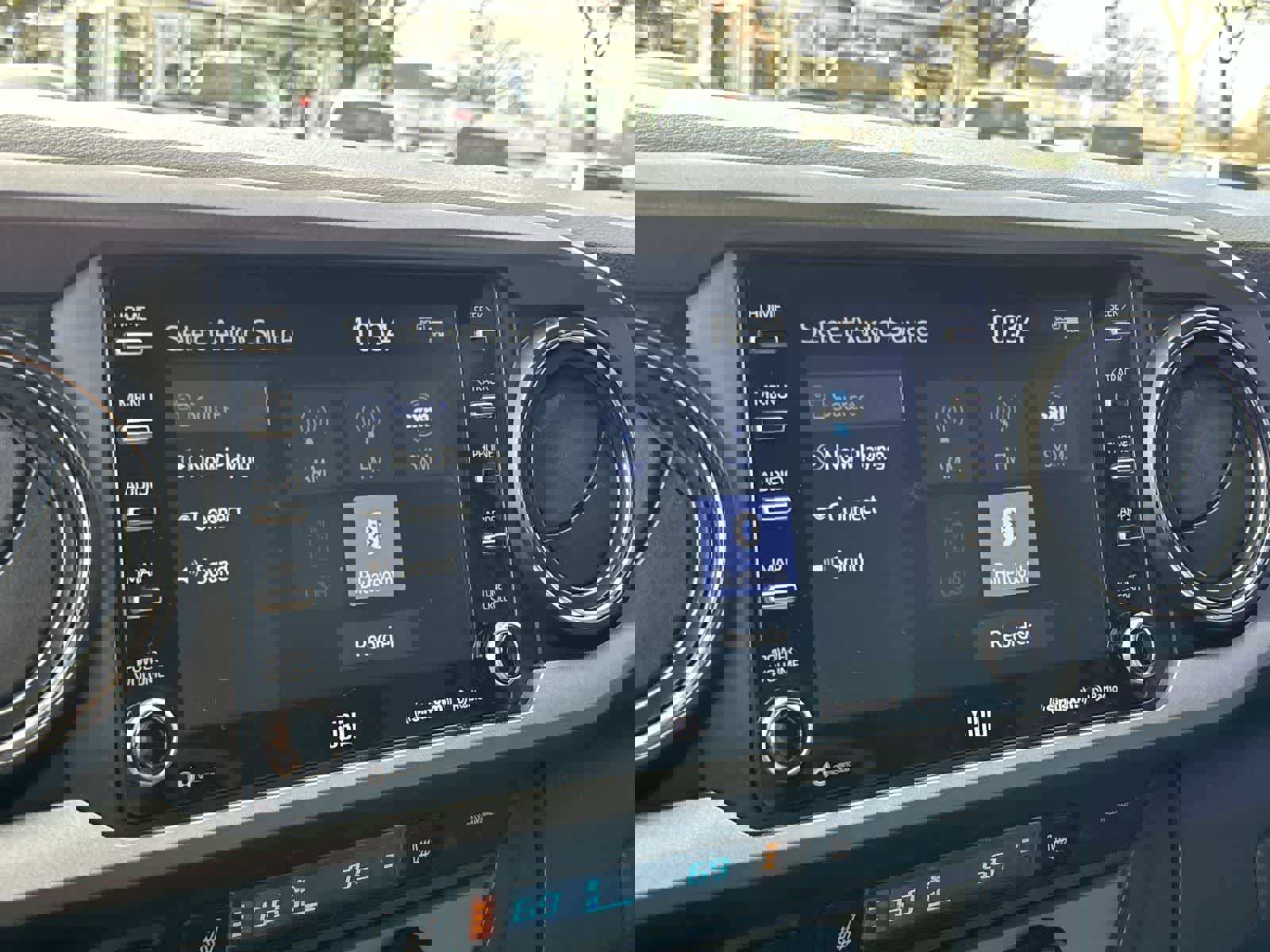 Used 2021 Toyota Tacoma TRD Sport w/ TRD Premium Sport Package image 14