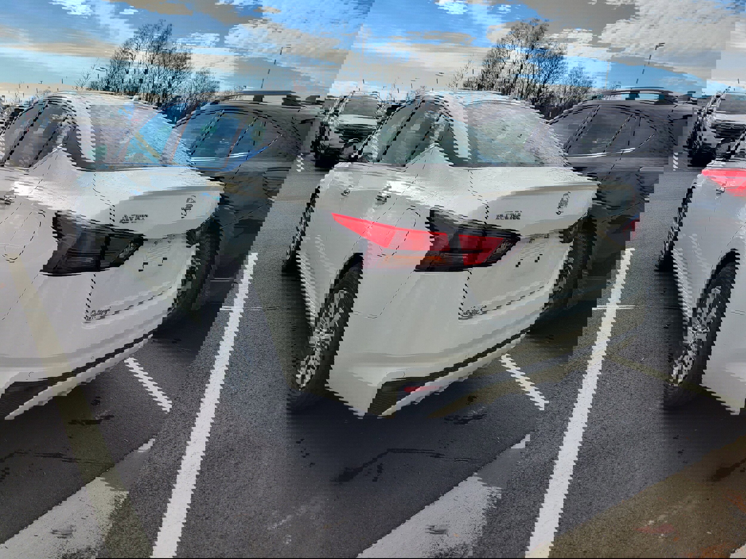 Used 2025 Nissan Altima 2.5 S image 4