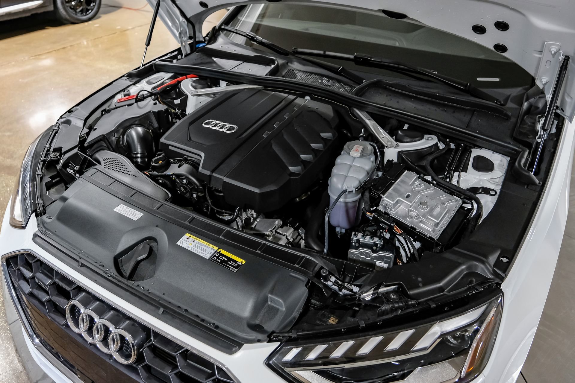 Used 2024 Audi A4 2.0T Premium Plus w/ Premium Plus Package image 53