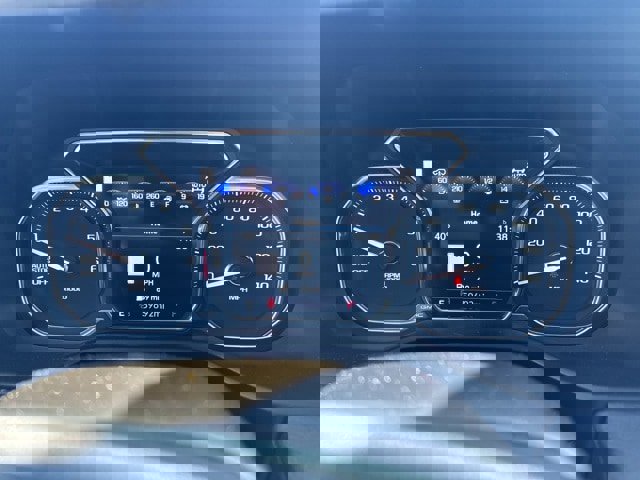 Used 2021 GMC Yukon Denali w/ Denali Premium Package image 12