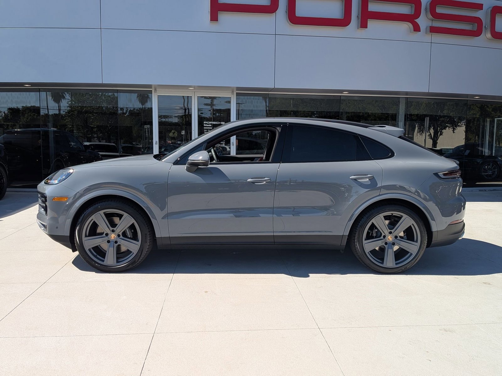 New 2026 Porsche Cayenne Coupe image 2