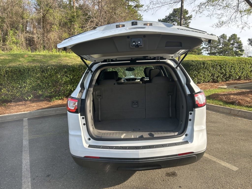 Used 2016 Chevrolet Traverse LS image 26