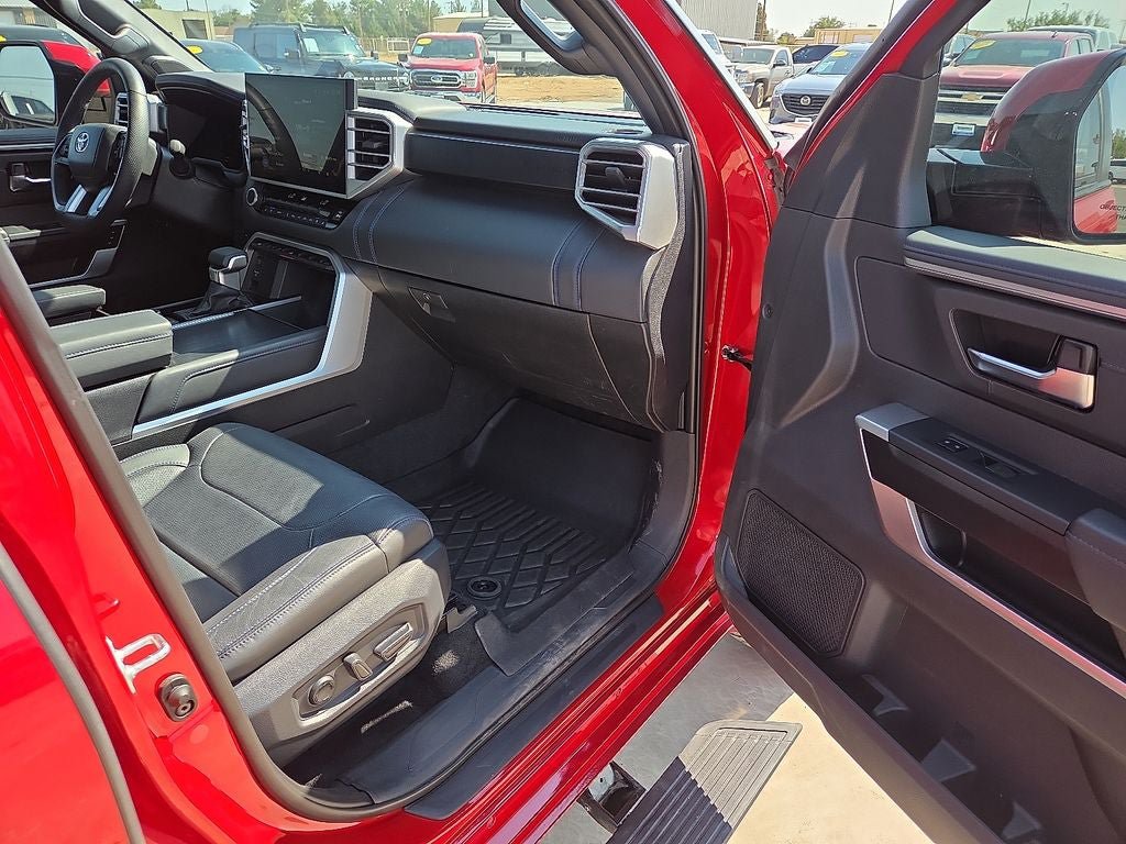 Used 2025 Toyota Tundra Platinum AWD/4WD image 13