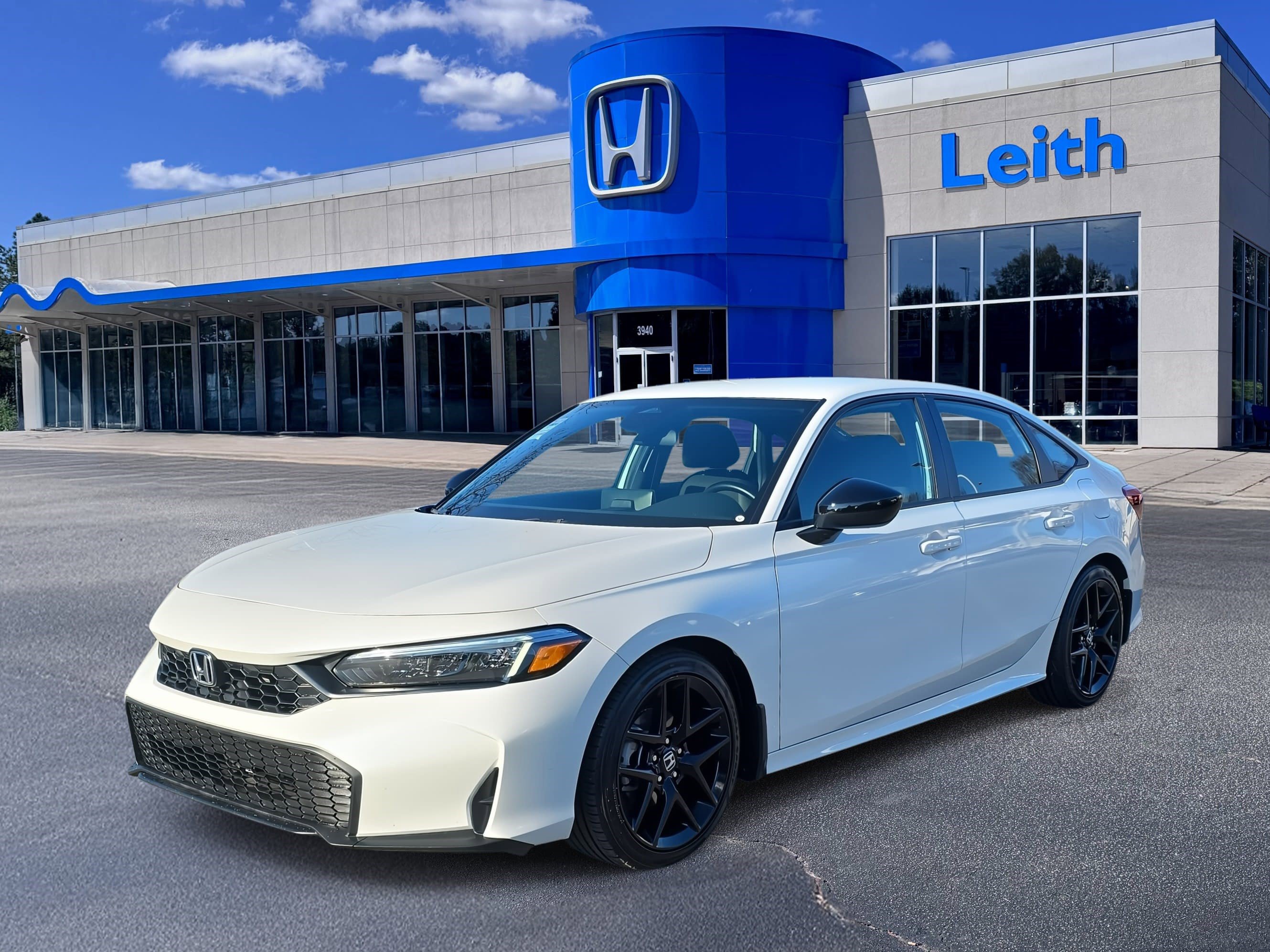 Used 2025 Honda Civic Sport image 1