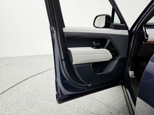Certified 2024 Land Rover Range Rover Sport SE image 28