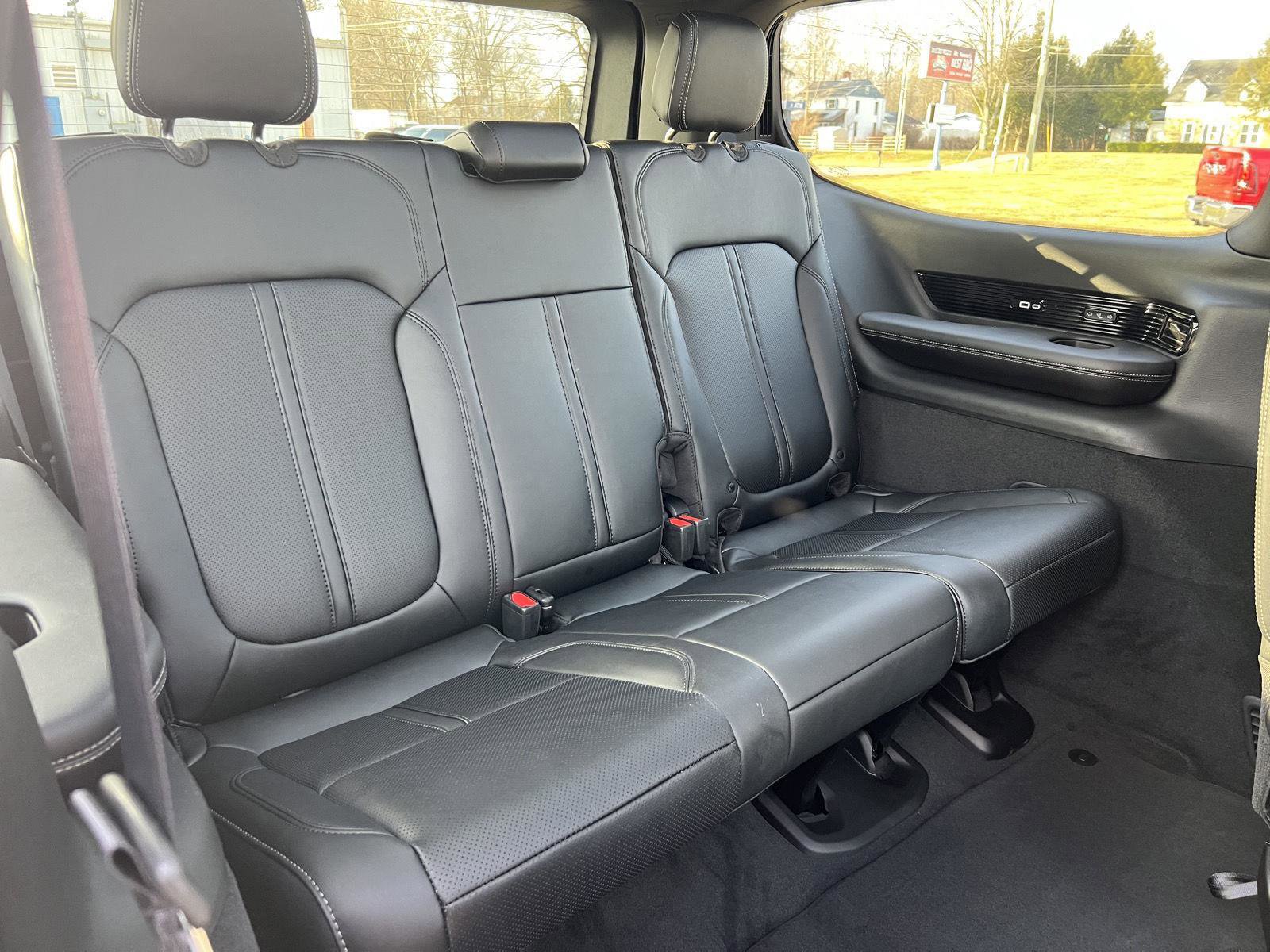 New 2026 Jeep Grand Wagoneer Summit image 44