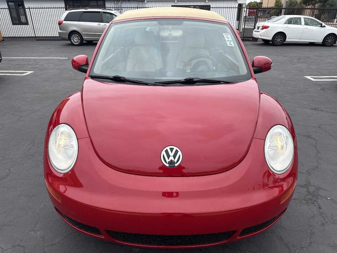 Used 2008 Volkswagen Beetle SE FWD image 21