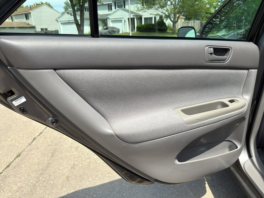 Used 2003 Toyota Camry LE image 13