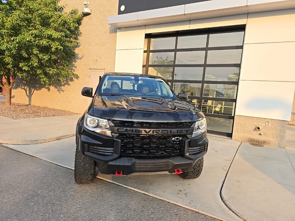 Used 2022 Chevrolet Colorado ZR2 image 2