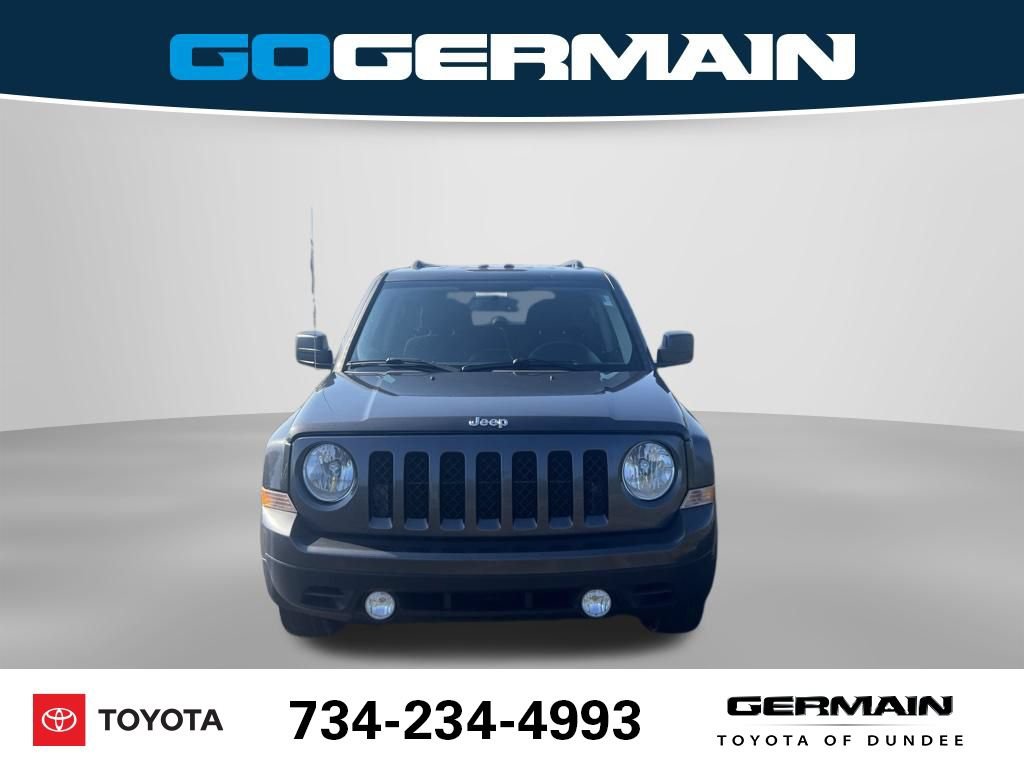 Used 2017 Jeep Patriot Sport w/ Power Value Group FWD image 2