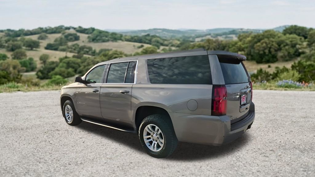 Used 2019 Chevrolet Suburban LT RWD image 8