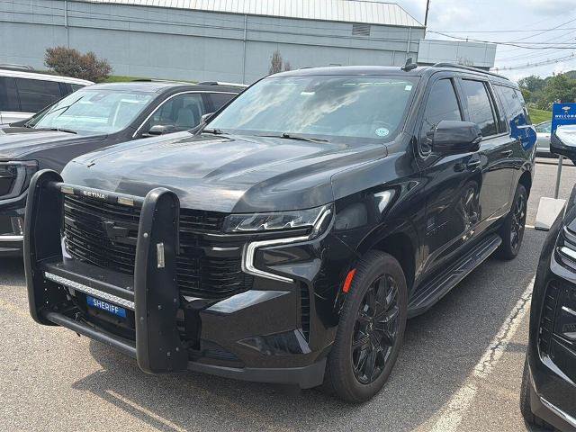 Used 2022 Chevrolet Suburban RST w/ Sport Performance Package AWD/4WD image 3