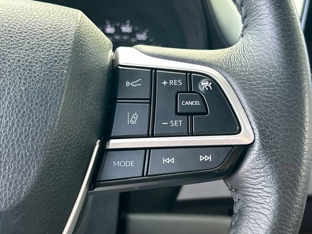 Used 2022 Toyota Sienna XLE w/ XLE Plus Package AWD/4WD image 62