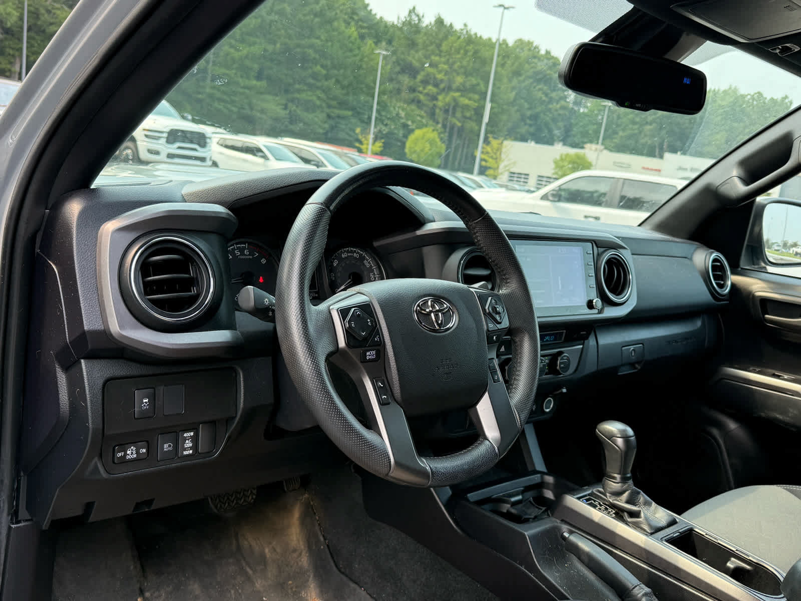 Used 2021 Toyota Tacoma TRD Sport AWD/4WD image 15