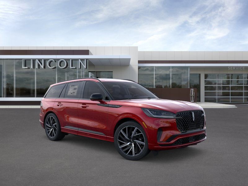 New 2025 Lincoln Aviator Black Label w/ Jet Appearance Package AWD/4WD image 7