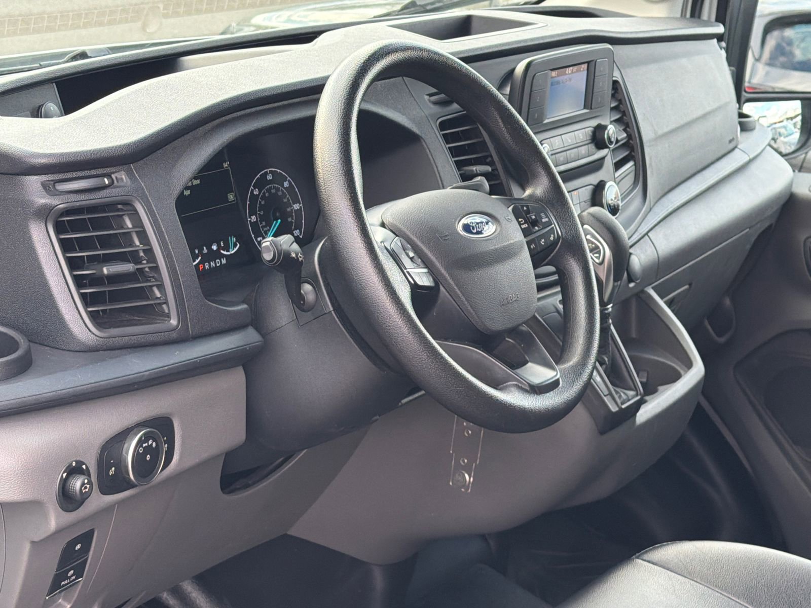 Used 2023 Ford Transit 250 Medium Roof image 18