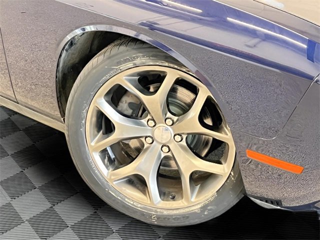 Used 2016 Dodge Challenger SXT w/ Sound Group image 29