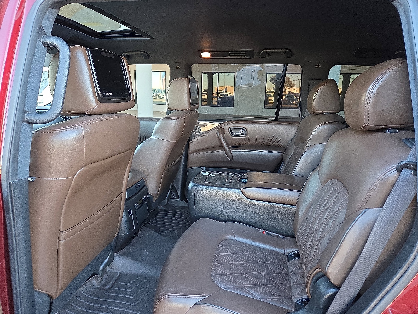 Used 2021 Nissan Armada Platinum w/ Captain's Chairs Package image 9