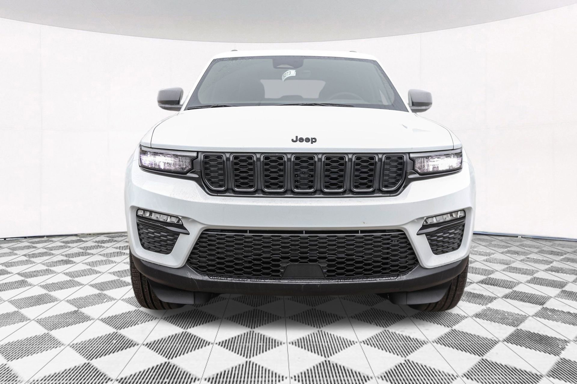 New 2025 Jeep Grand Cherokee Limited image 11