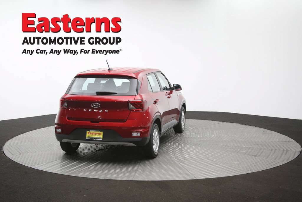 Used 2025 Hyundai Venue SE FWD image 37