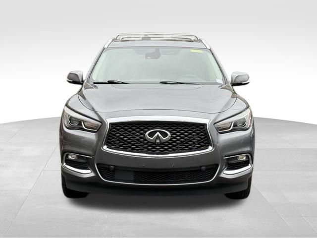 Used 2019 INFINITI QX60 Luxe w/ Sensory Package AWD/4WD image 2