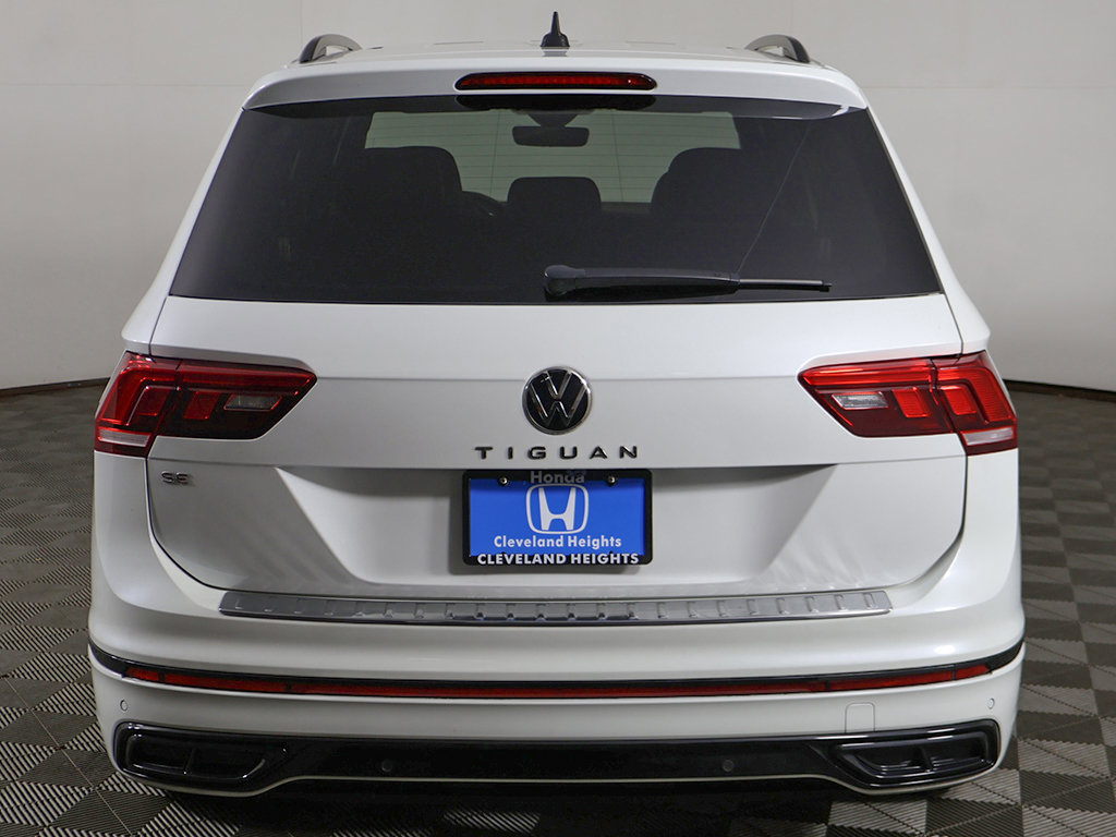 Used 2024 Volkswagen Tiguan SE R-Line FWD image 12