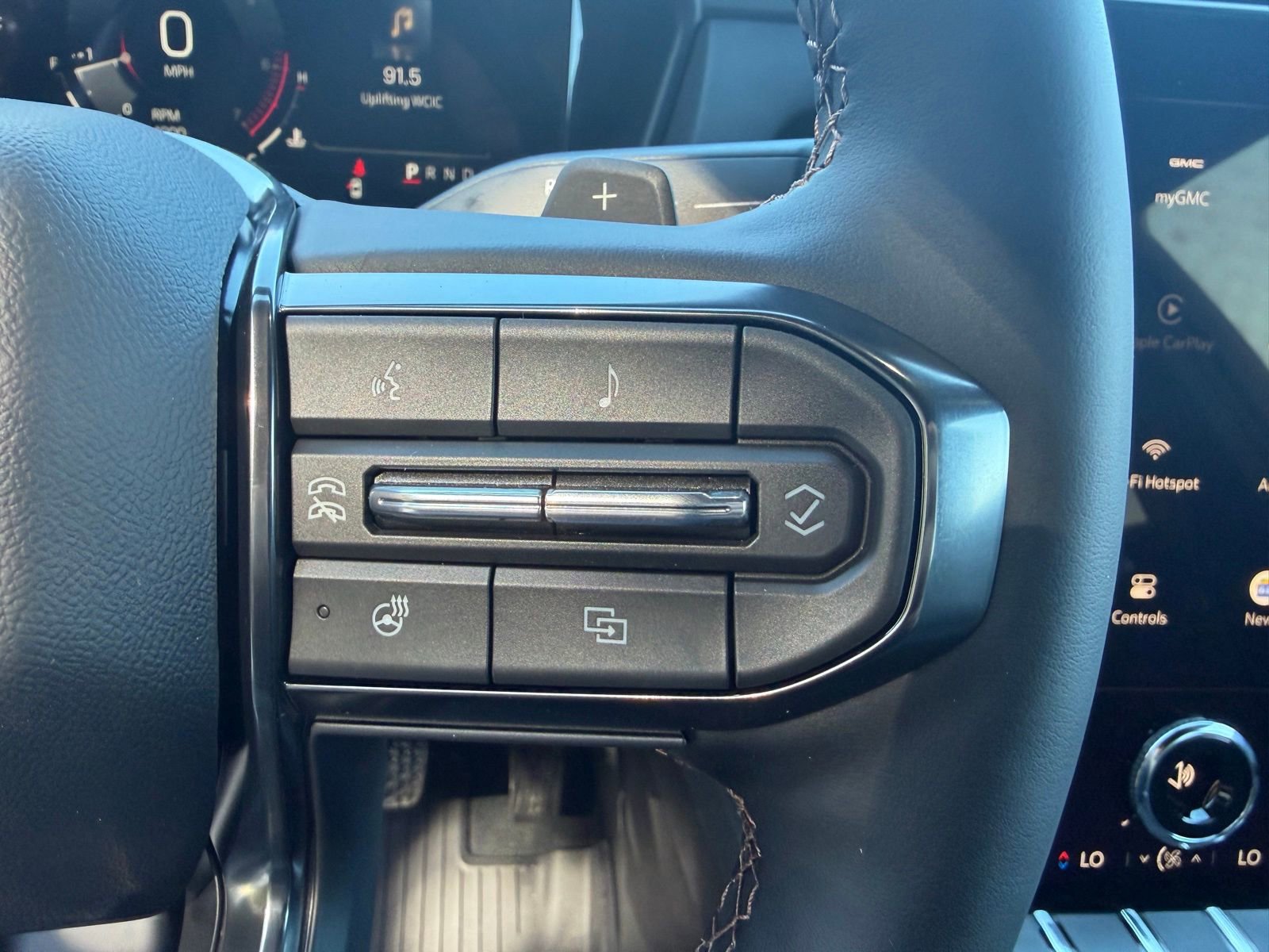 New 2026 GMC Terrain AT4 w/ LPO, Floor Liner Package image 16