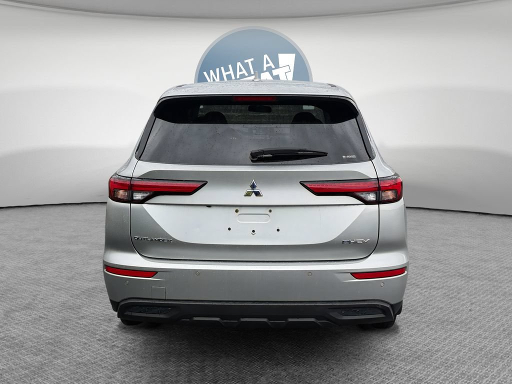 Used 2025 Mitsubishi Outlander ES AWD/4WD image 5