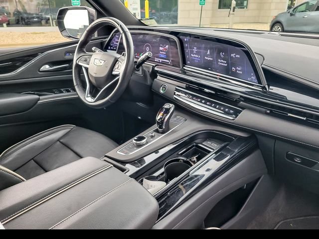 Certified 2024 Cadillac Escalade Sport AWD/4WD image 32