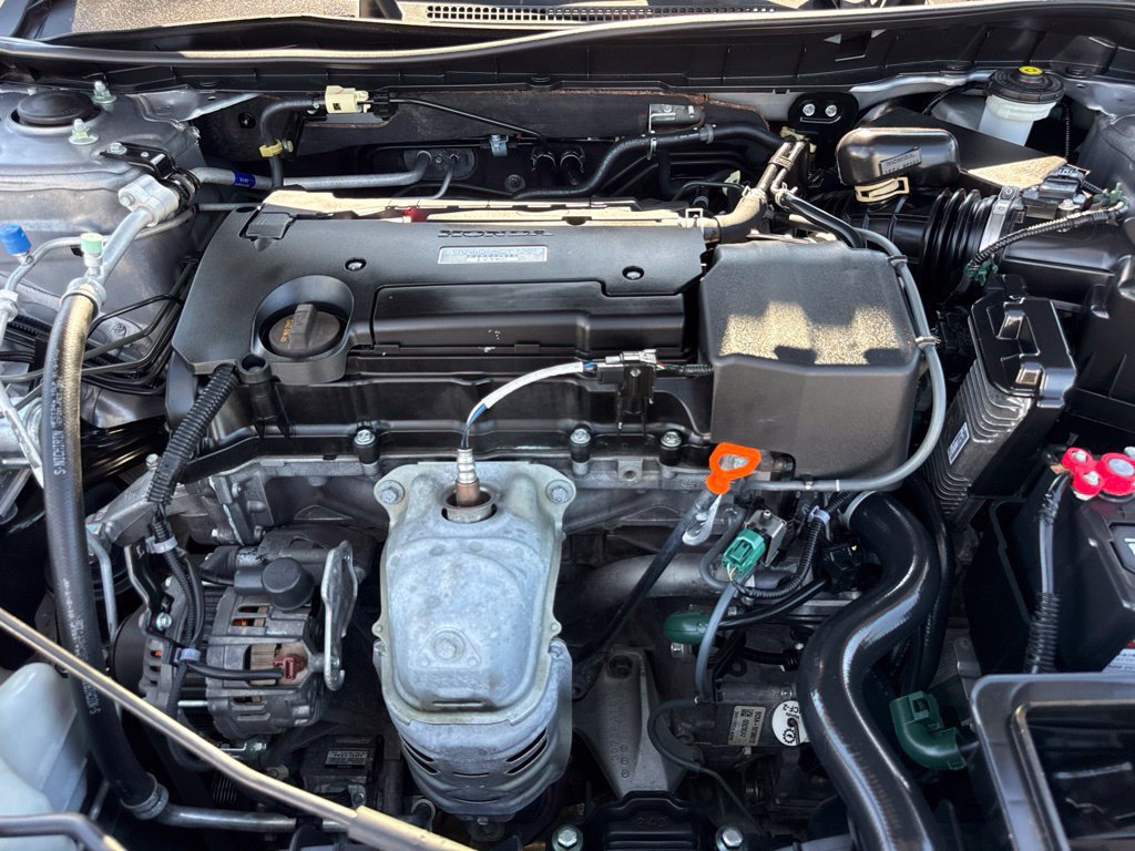 Used 2016 Honda Accord LX image 33