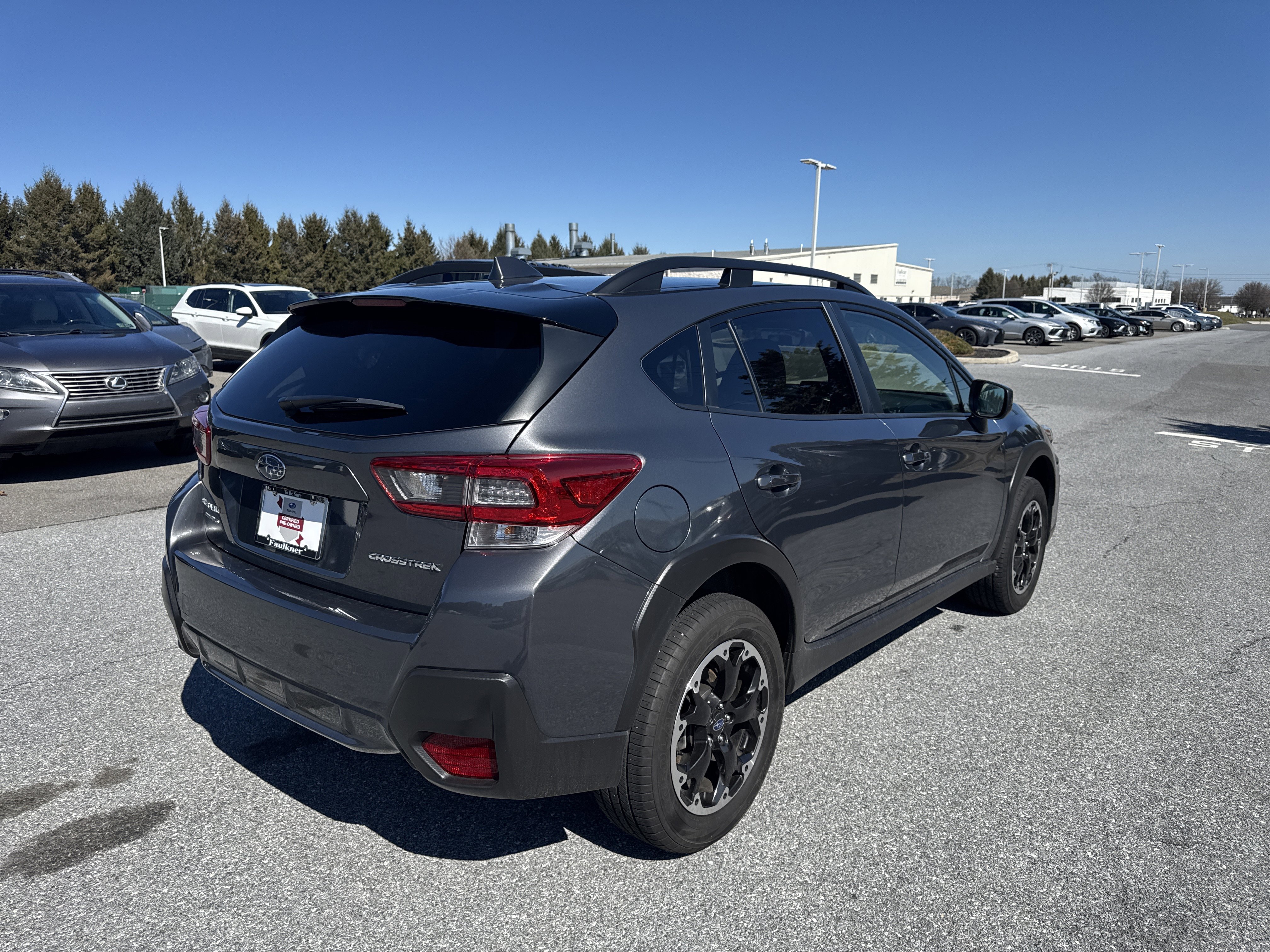Used 2023 Subaru Crosstrek 2.0i Premium AWD/4WD image 8