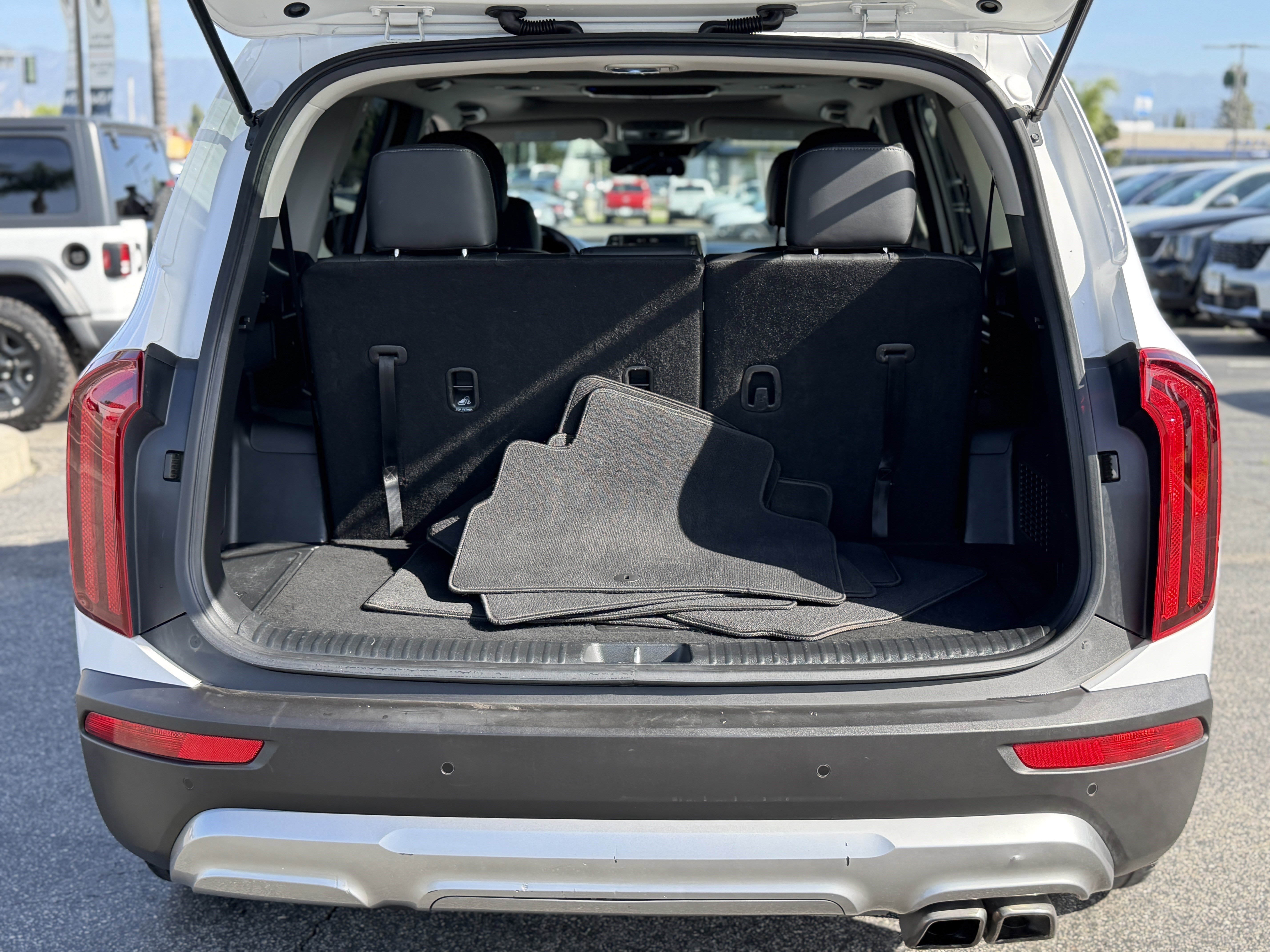 Certified 2021 Kia Telluride S image 10