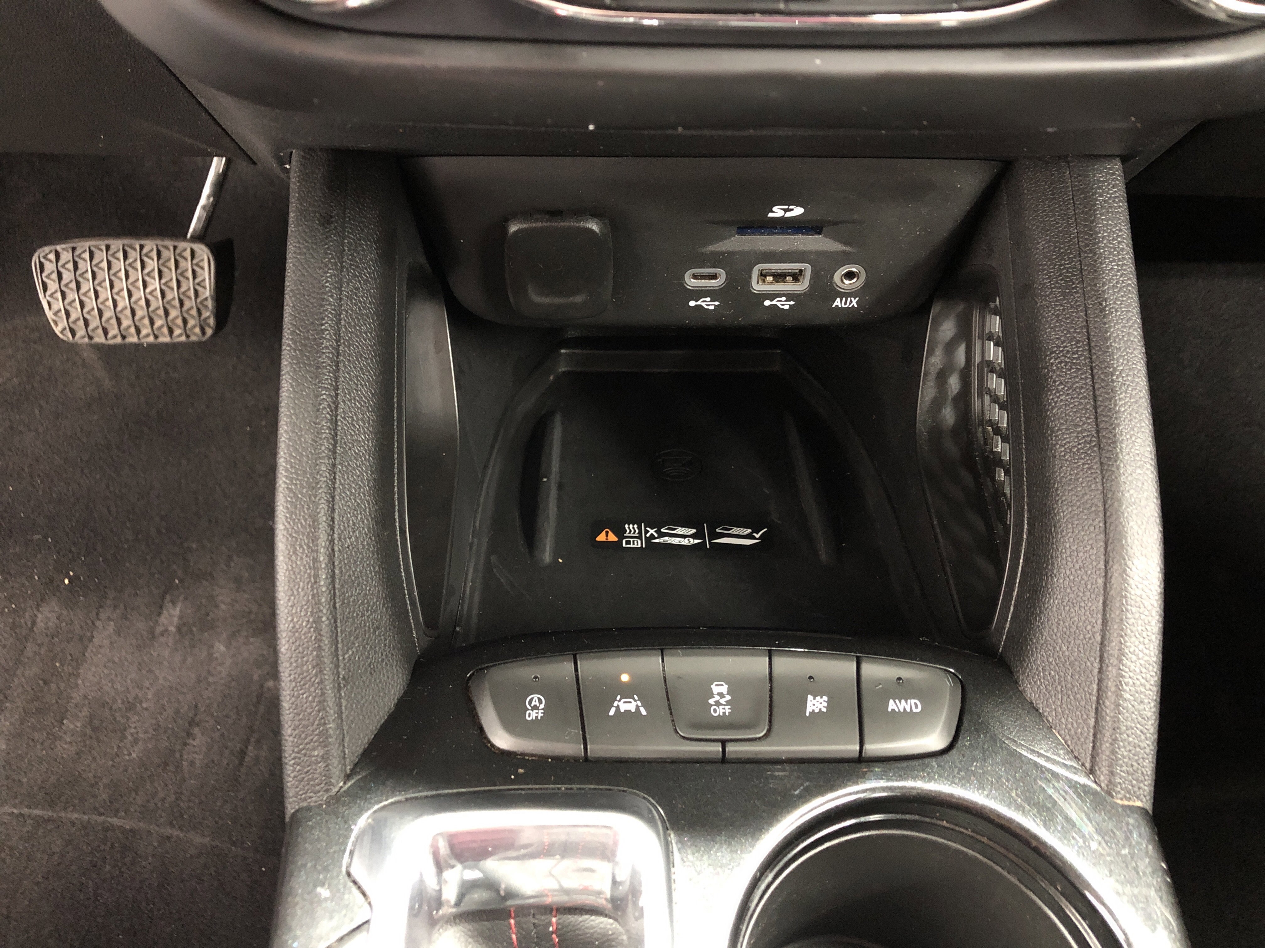 Used 2021 Chevrolet TrailBlazer RS w/ Technology Package AWD/4WD image 18